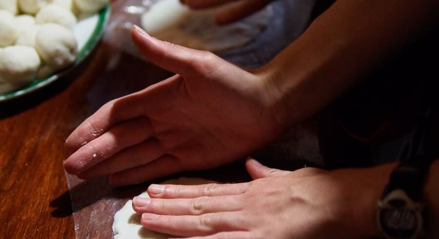 preparing tortillas at tuete farm tours